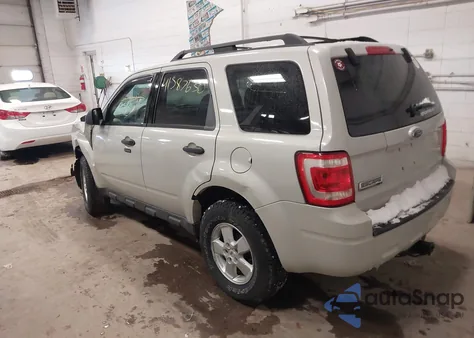2009 Ford Escape Xlt from USA, damaged, VIN 1FMCU03759KA50187